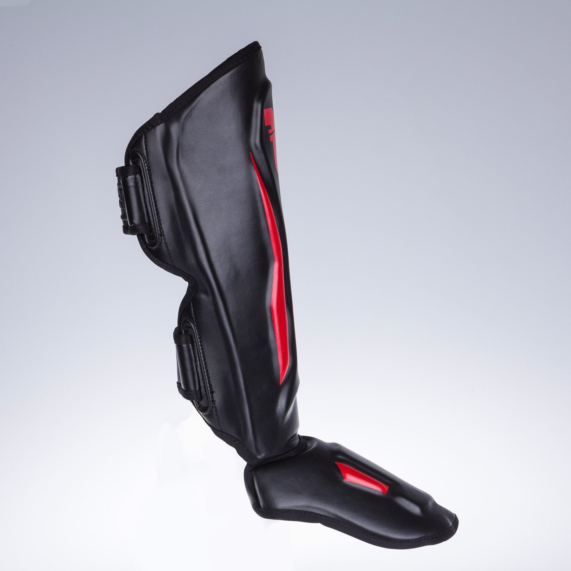 Fighter Shinguards Thai Ergo - black/red