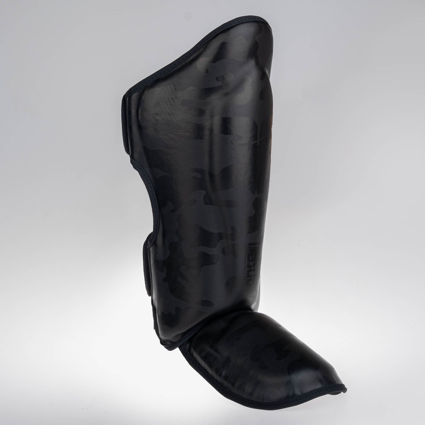 Fighter Shinguards Thai Classic - black/camo